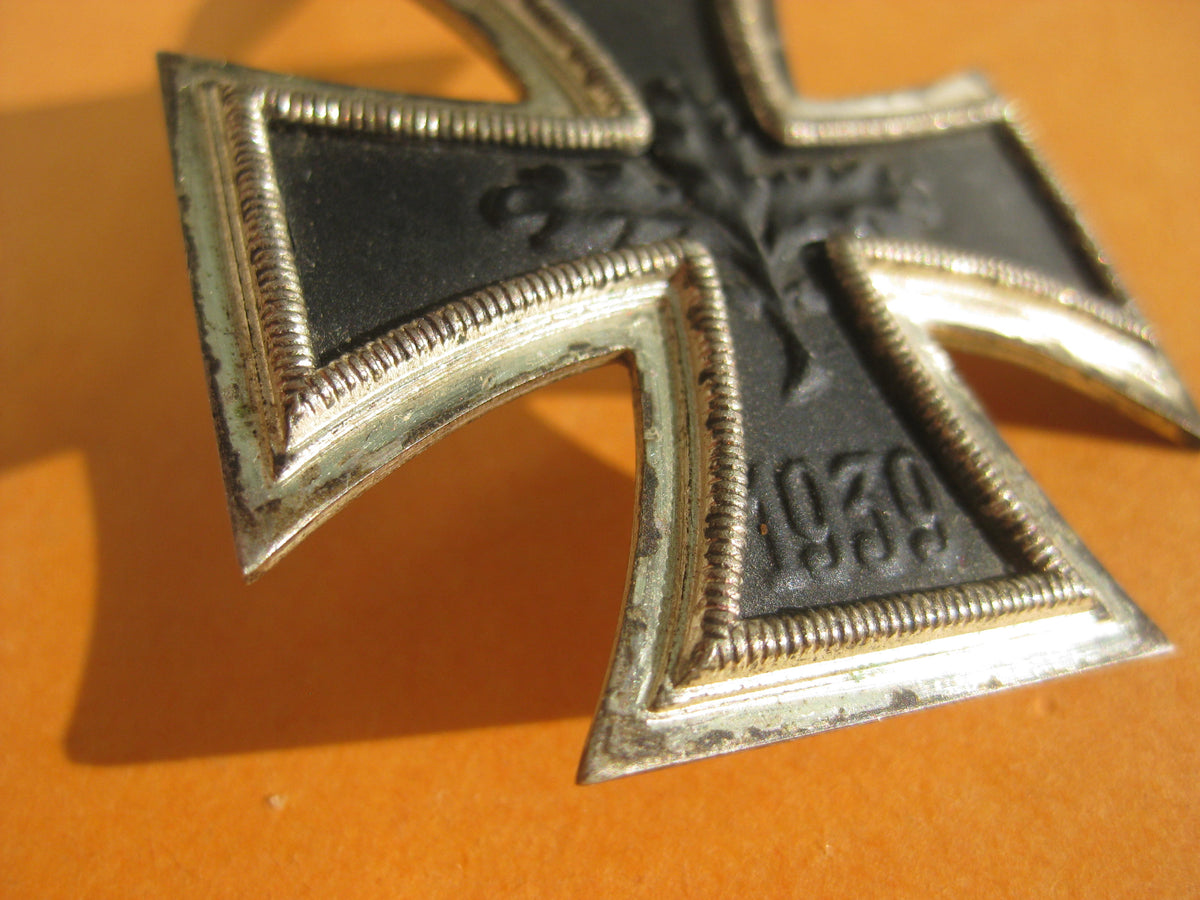 Eisernes Kreuz 1.Klasse (EK1/39) Ausführung für Bundeswehr 1957 Hersteller: "L/11"