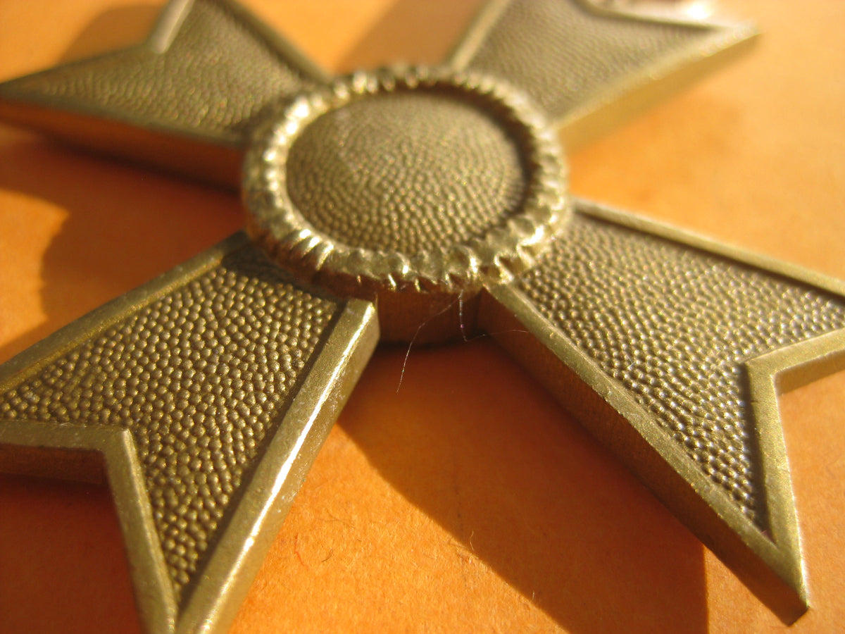 Kriegsverdienstkreuz 2.Klasse OHNE Schwerter Ausführung für Bundeswehr 1957