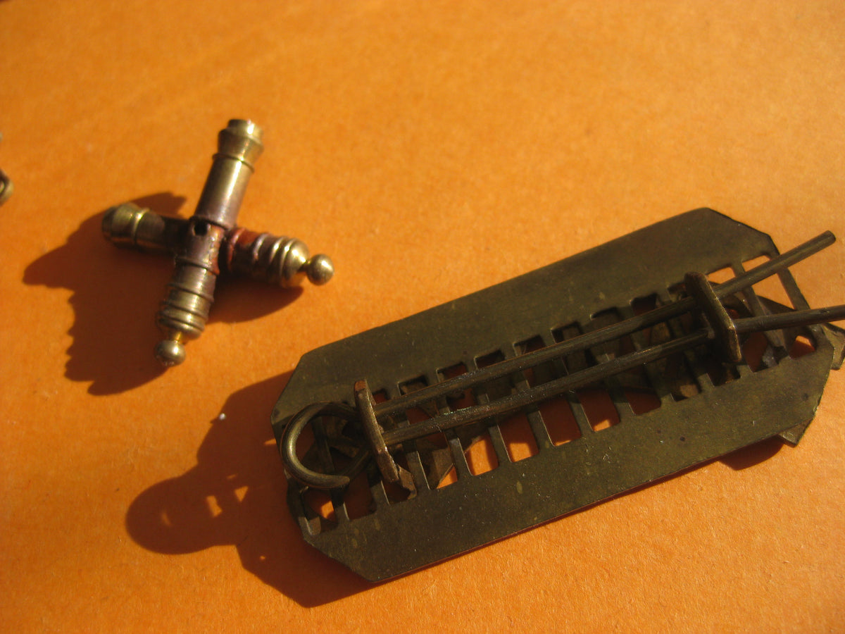 ?????? unbekannter Orden England Uniformteil Großbritannien ??????? Beutestücke