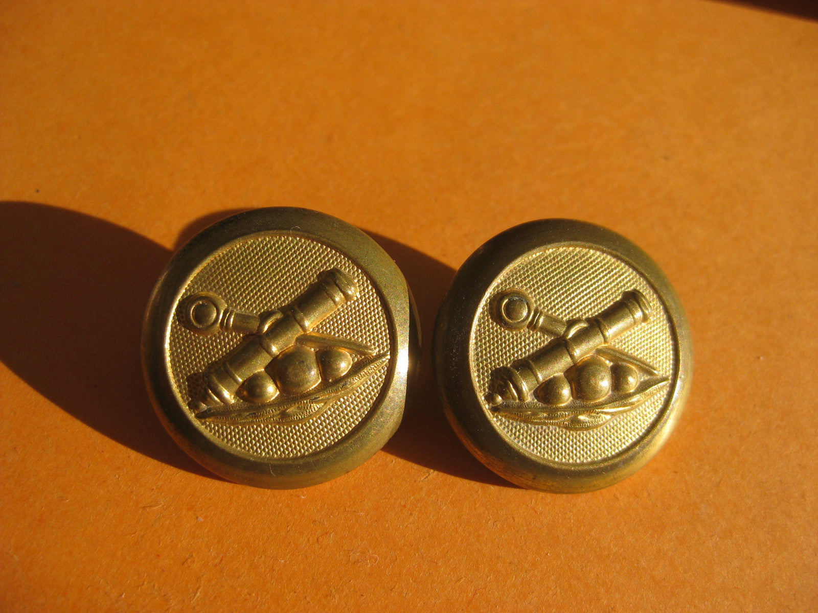 ?????? unbekanntes Uniformteil Effekten Uniformknopf ??????? Beutestück