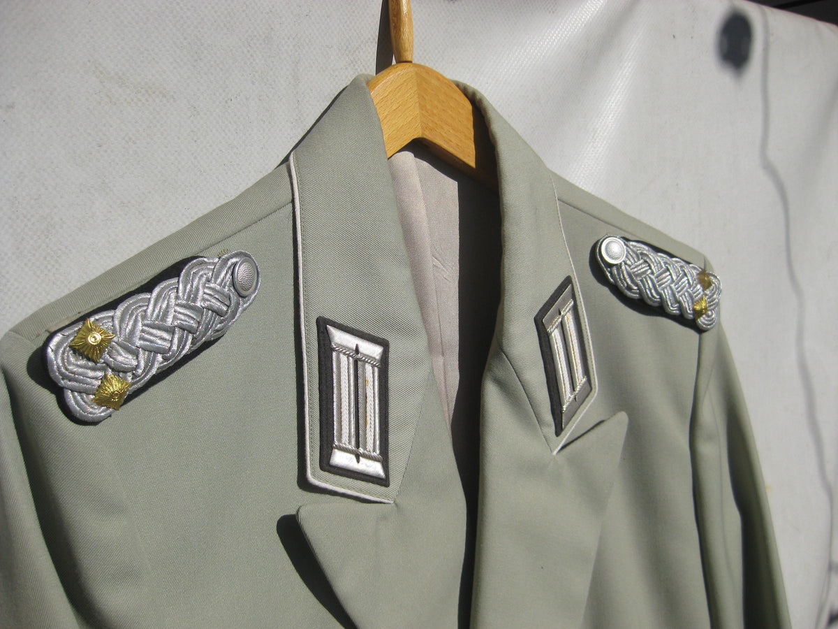 DDR Uniformjacke für einen Oberstleutnant