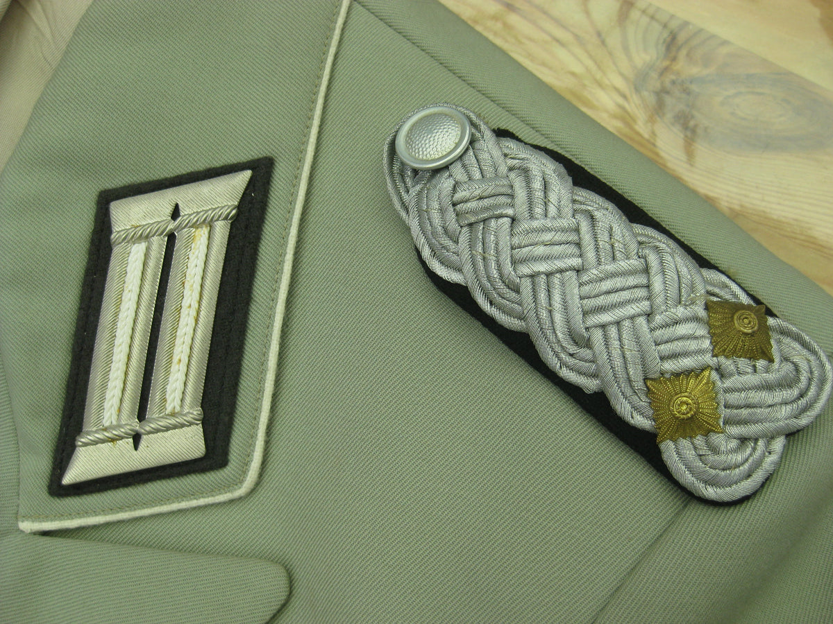 DDR Uniformjacke für einen Oberstleutnant
