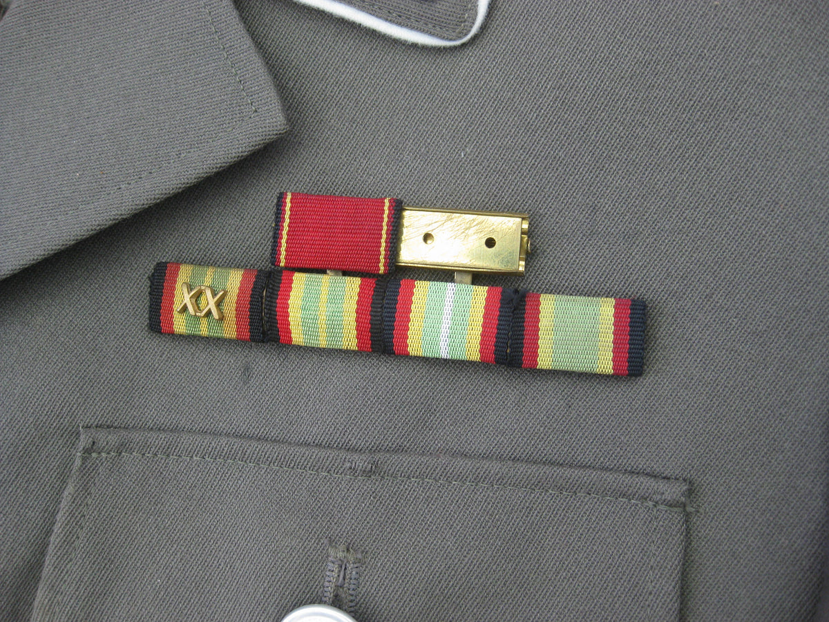 Komplette Uniform NVA DDR für einen Oberst
