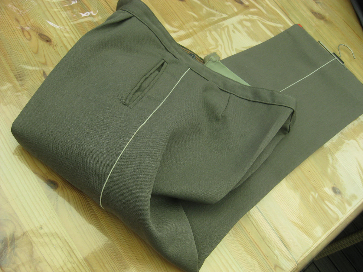 DDR Uniformhose Offizier mit Biese