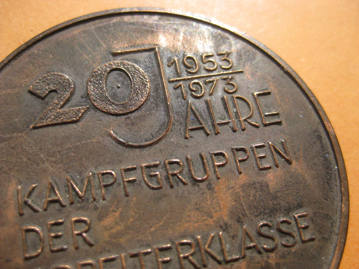 Medaille 20 Jahre Kampfgruppen der Arbeiterklasse 1953 - 1973 DDR NVA