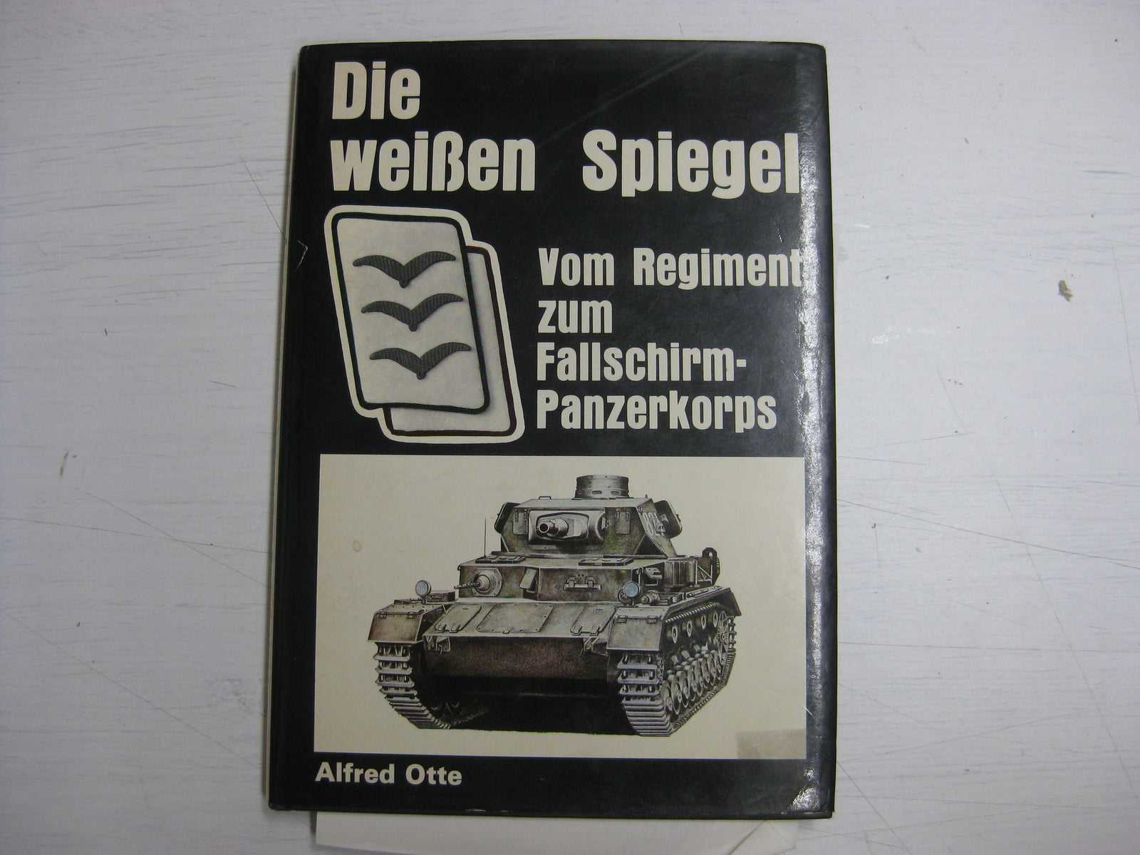 Buch Die weißen Spiegel vom Regiment zum Fallschirm-Panzerkorps ORIGINALUNTERSCHRIFT DK-Träger !!!