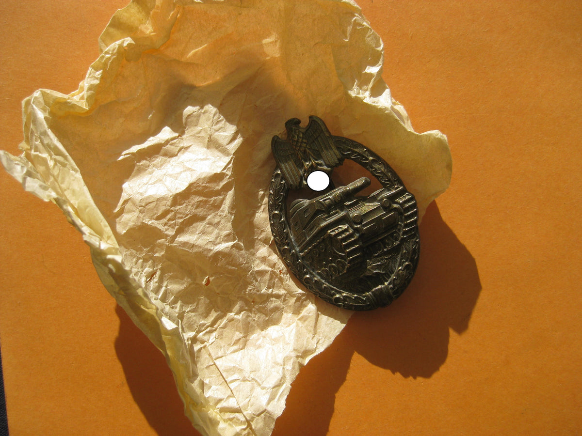 Panzerkampfabzeichen in Bronze /  Seltene Hohlprägung von Assmann Mint Condition