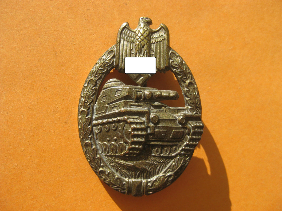 Panzerkampfabzeichen in Bronze /  Seltene Hohlprägung von Assmann Mint Condition
