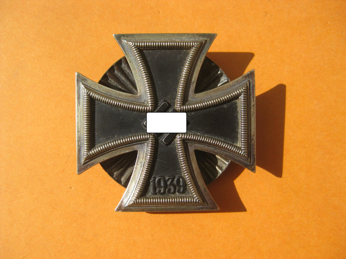 Eisernes Kreuz 1.Klasse 1939 (EK1/39) mit Schraubscheibe Hersteller: Wilhelm Deumer / Lüdenscheid
