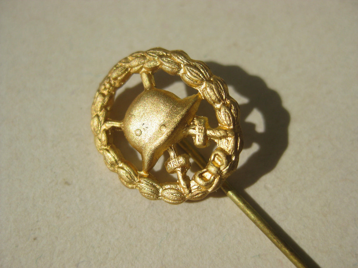Miniatur Verwundetenabzeichen in GOLD 1918 durchbrochene Ausführung Mint Condition