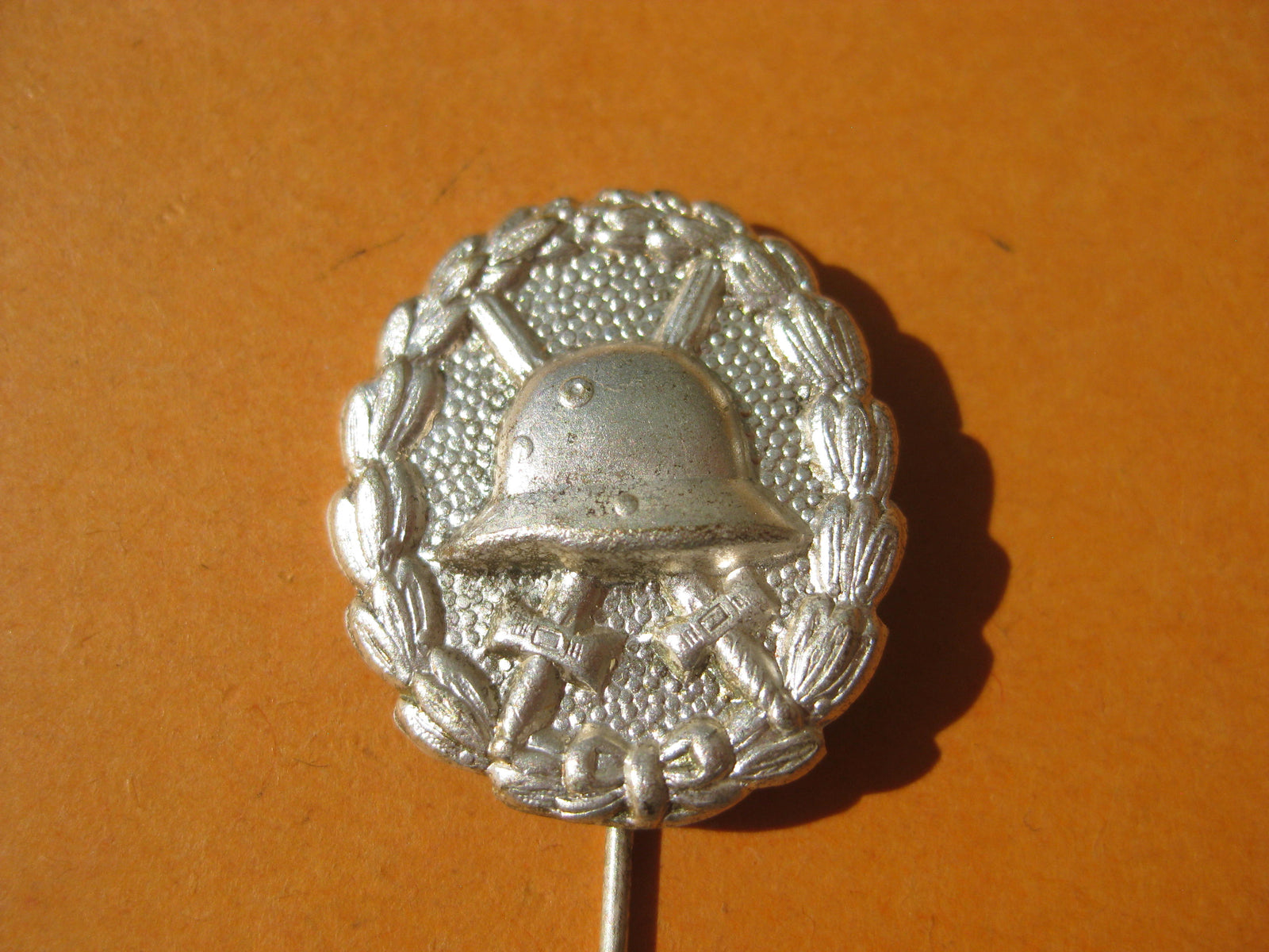 Miniatur Verwundetenabzeichen in SILBER 1918 Mint Condition