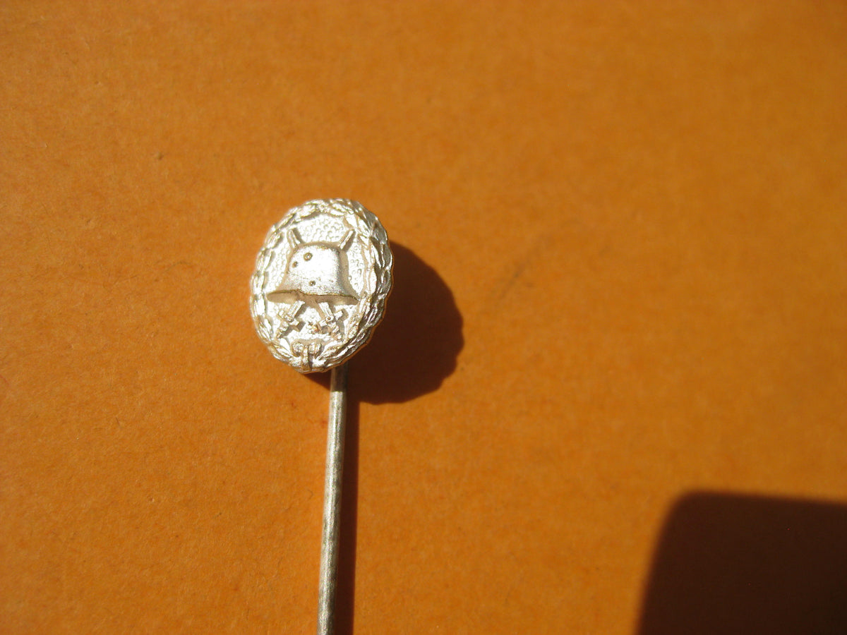 Miniatur Verwundetenabzeichen in SILBER 1918 Mint Condition