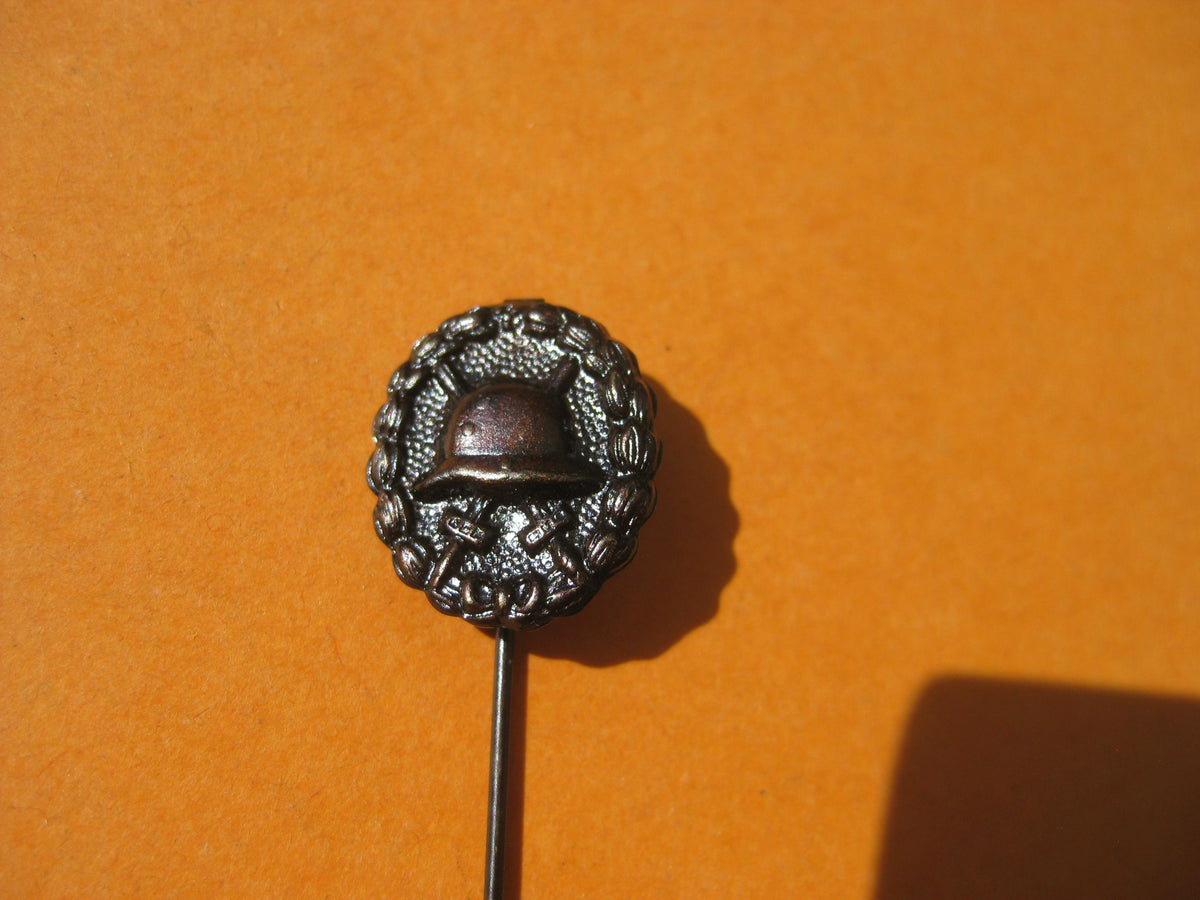 Miniatur Verwundetenabzeichen in SCHWARZ 1918 Mint Condition