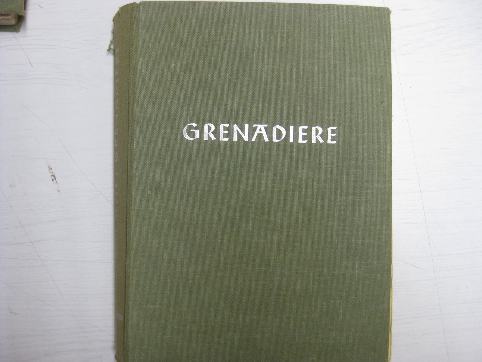 GRENADIERE. Buch aus dem persönlichen Besitz eines Sturmgeschützkommandanten der LSSAH