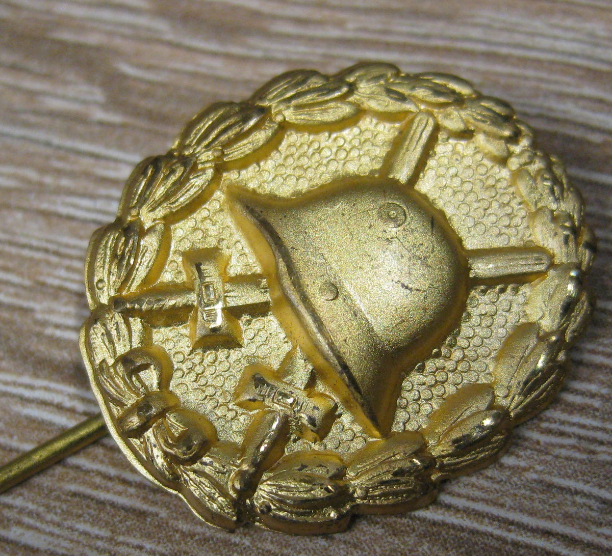 Miniatur Verwundetenabzeichen in GOLD 1918 Mint Condition