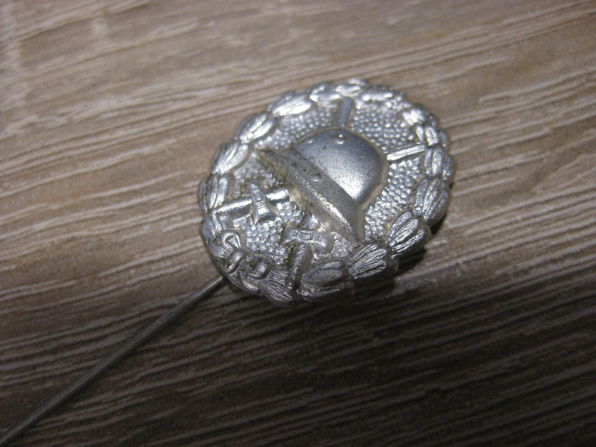 Miniatur Verwundetenabzeichen in SILBER 1918 Mint Condition