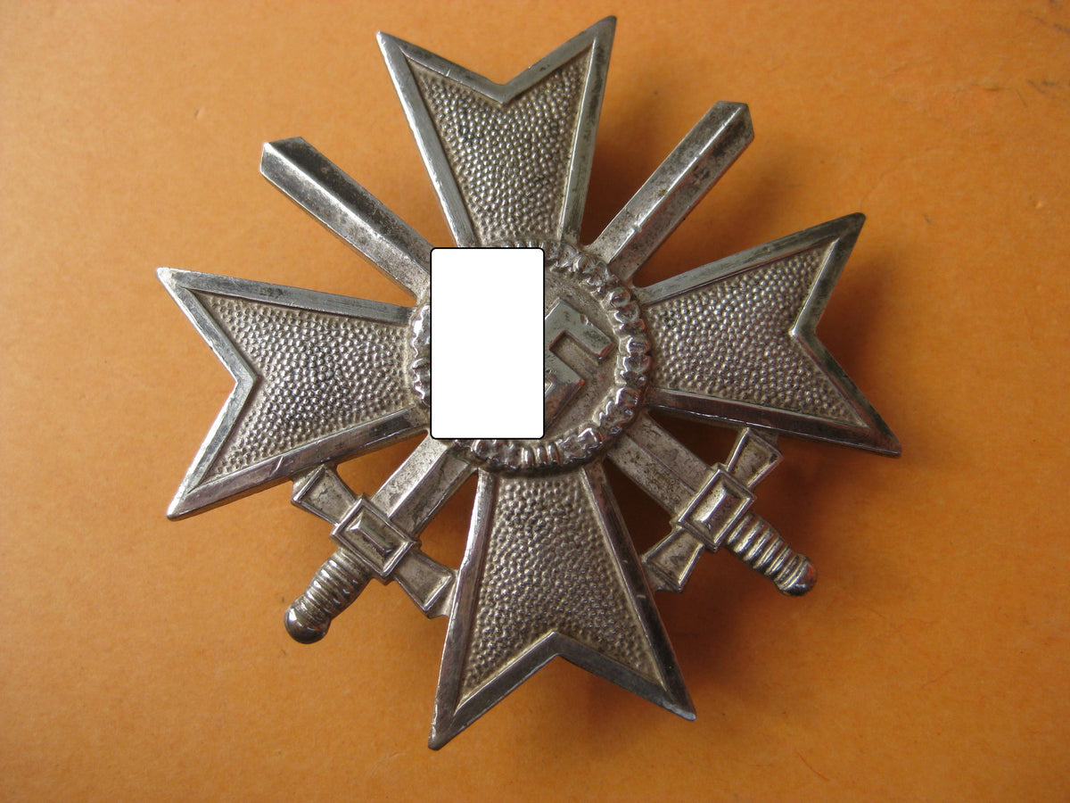 Kriegsverdienstkreuz 1.Klasse mit Schwertern (KVK1/39) Buntmetall
