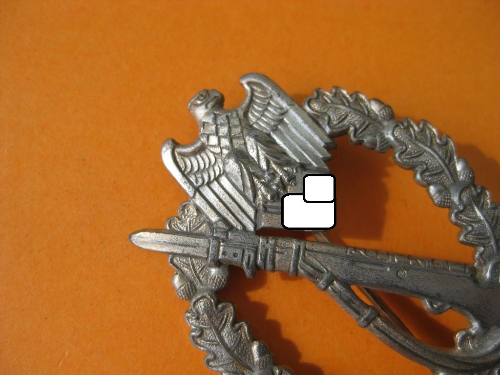 Infanterie Sturmabzeichen in Silber (ISA) Hersteller: Zimmermann in Stuttgart)