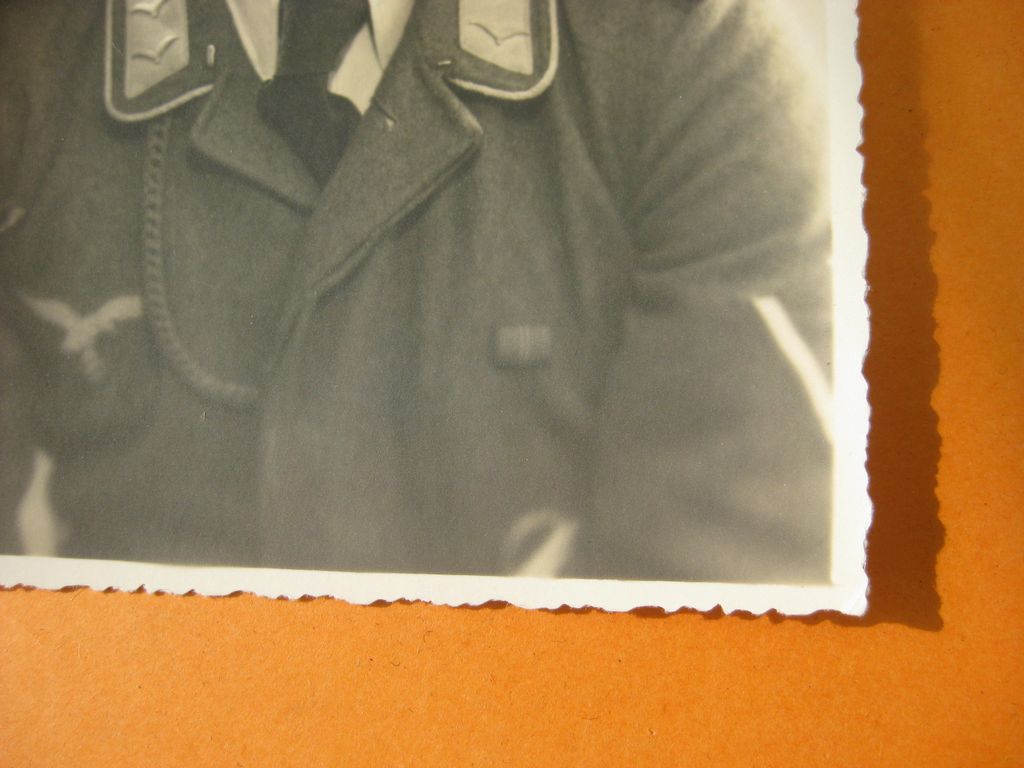 Uniformfoto Fallschirmtruppe Fallschirmschütze der Wehrmacht Fallschirmschützenabzeichen