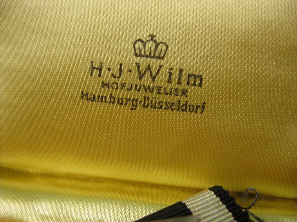 Eisernes Kreuz 2.Klasse 1914 (EK2/14) Hersteller "WILM" im VERLEIHUNGSETUI / Verkaufsetui Orden Kaiserreich