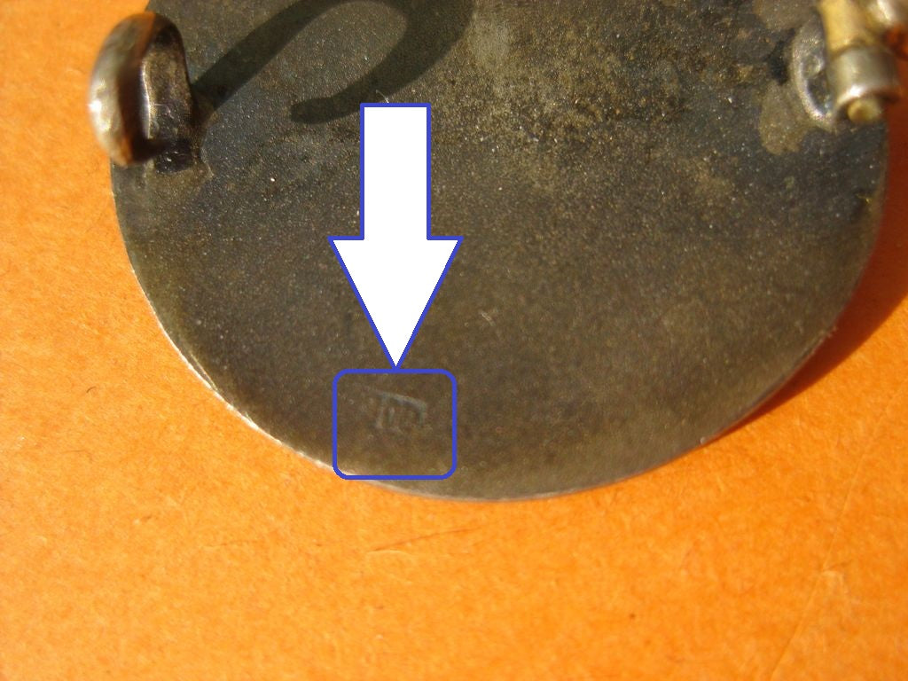 Silberplakette Brosche Anstecker Ministerpräsident und Reichskanzler Fürst von Preußen Otto von Bismarck 800er SILBER