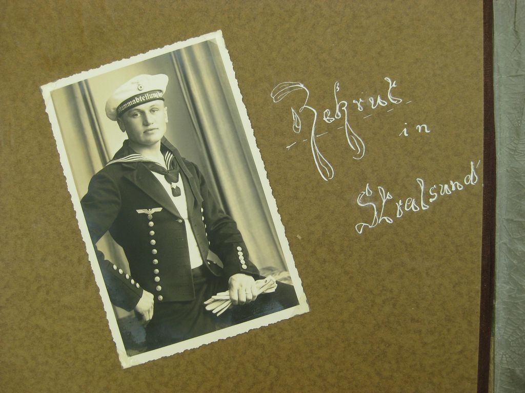 Fotoalbum Zerstörer GEORG THIELE , Matrose ist später auf Schlachtschiff Bismarck gefallen / Seetod (!!) Kriegsmarine Wehrmacht 3.Reich Seefahrt