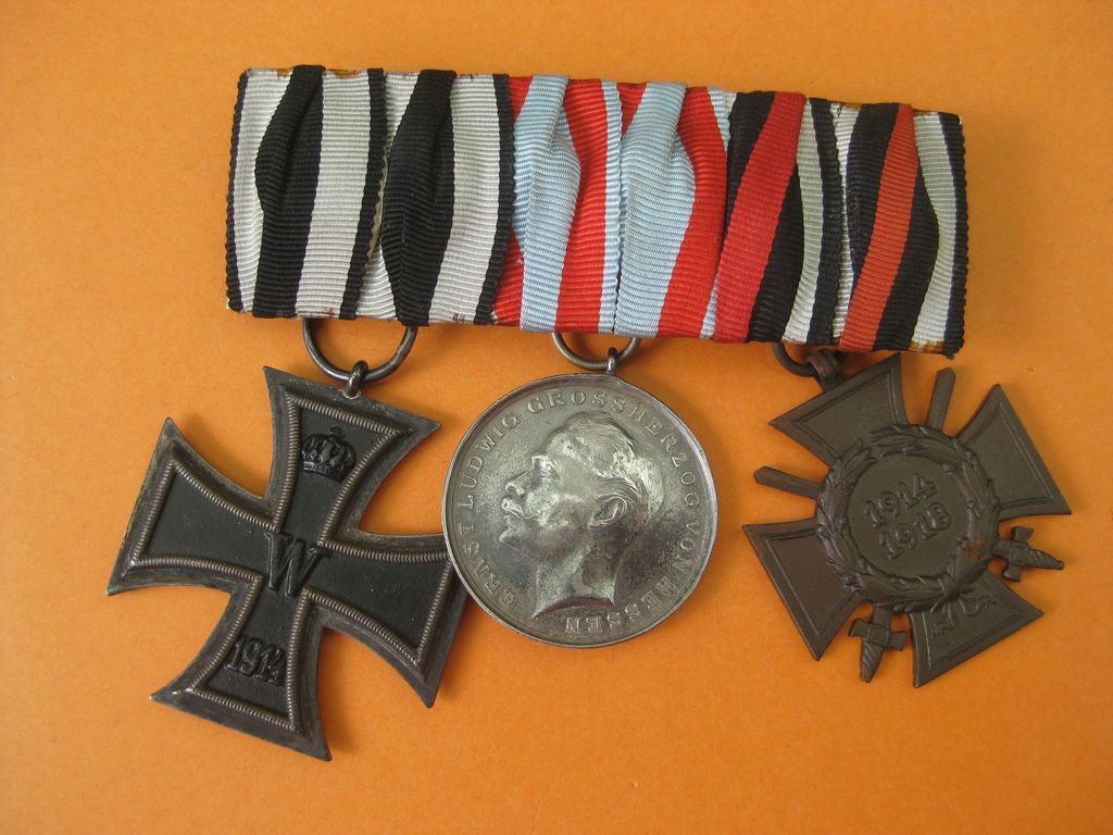 3er Feldspange Ordensspange Eisernes Kreuz 1914 (EK2/14)  hessische Tapferkeitsmedaille Hessen in SILBER  Frontkämpfer Ehrenkreuz Kaiserreich
