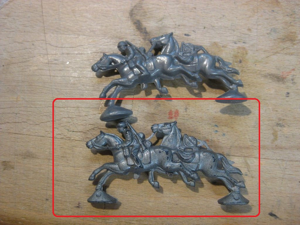 Winterhilfswerk (WHW) Abzeichen Sturmtruppe Kavallerie Pferd Reiter Spielzeug Wehrmacht