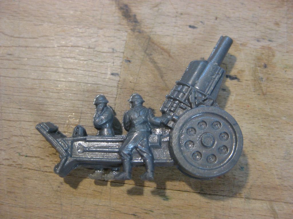 Winterhilfswerk (WHW) Abzeichen Flaktruppe Artillerie Feldkanone Minenwerfer Spielzeug
