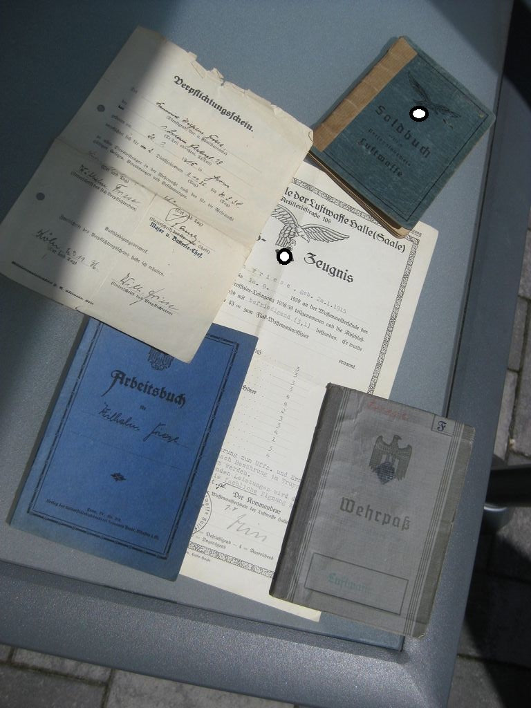 Soldbuch Wehrpaß Wehrmacht Luftwaffe Kriegsverdienstkreuz 1.Klasse mit Schwertern Flaktruppe