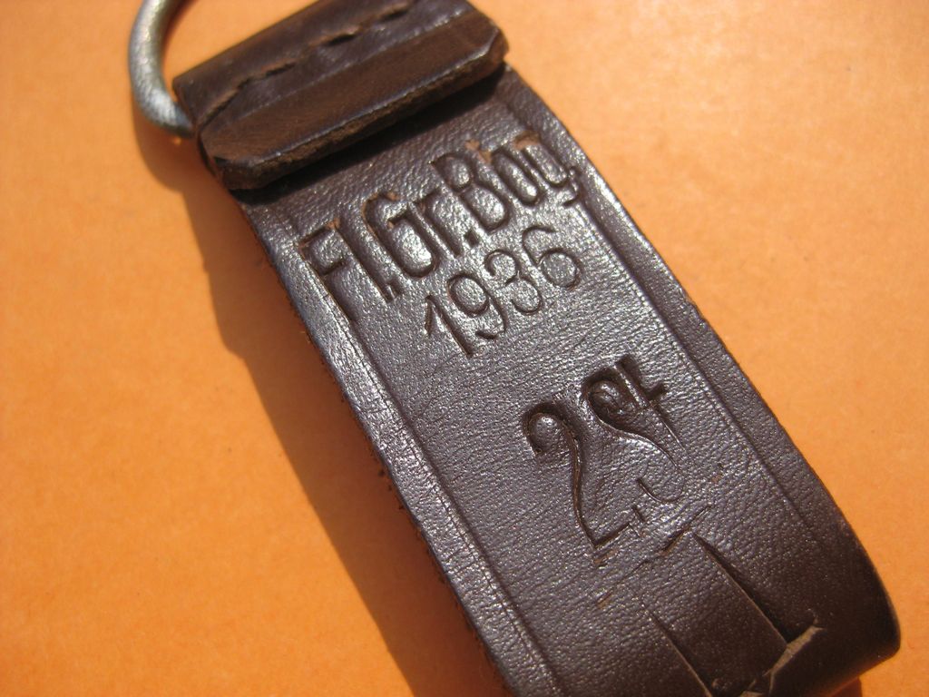 Gehänge für Dolch Seitengewehr Bajonett Luftwaffe / ORIGINAL Wehrmacht Träger Tragevorrichtung