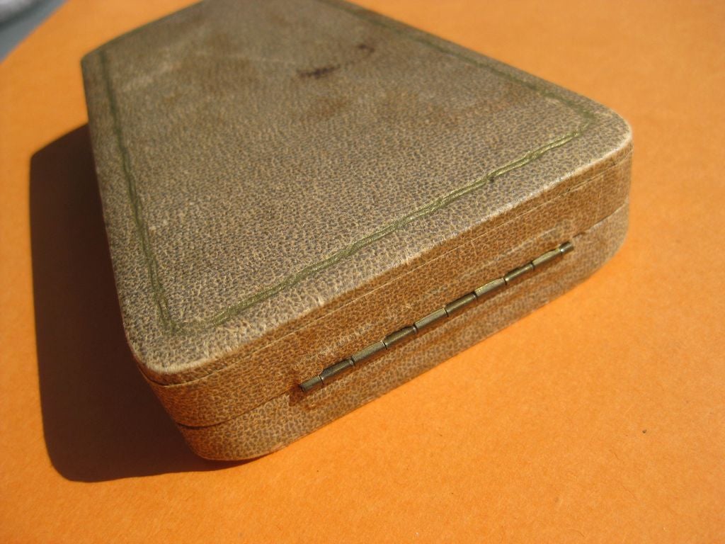 Eisernes Kreuz 2.Klasse 1914 Ordensspange (EK2/14) Hersteller "EW" im VERLEIHUNGSETUI / Verkaufsetui Orden Kaiserreich
