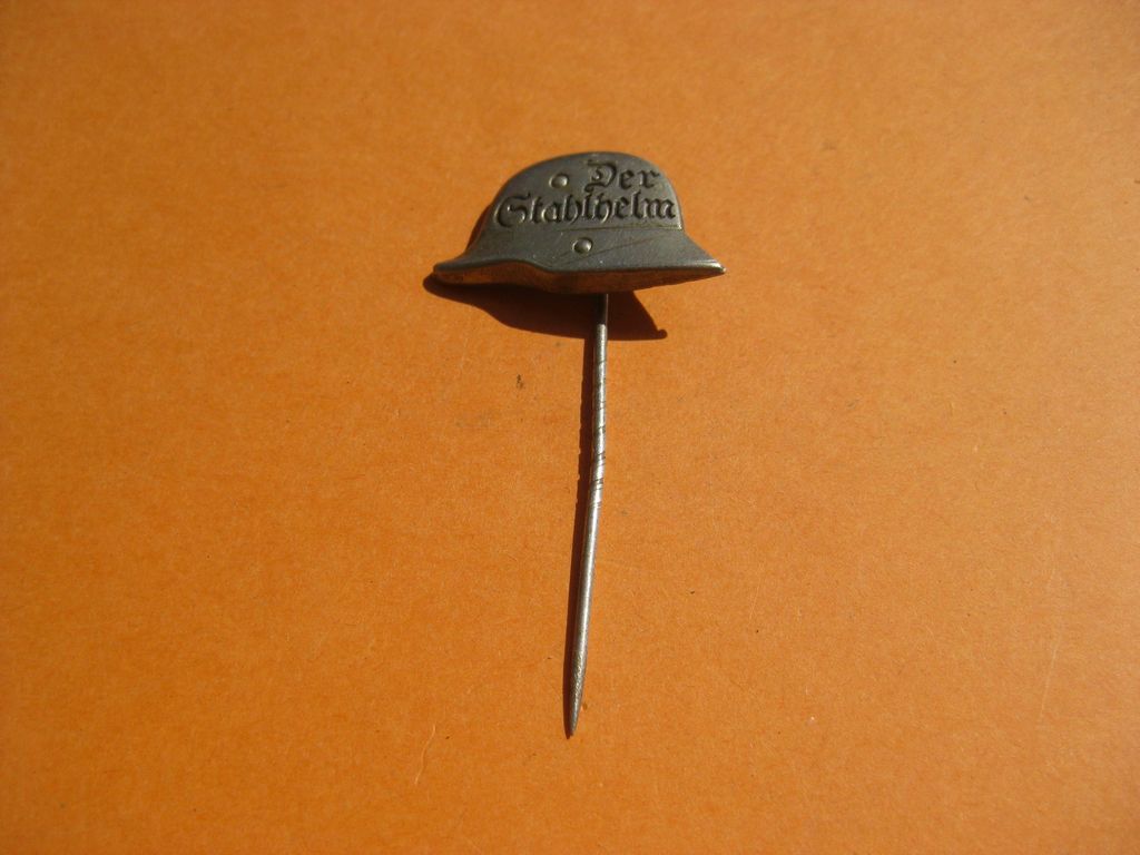 Sehr seltene Variante des Mitgliedsabzeichen Kriegerbund Stahlhelmbund / Bund der Frontsoldaten Kriegerverein