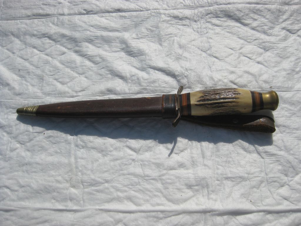 Blankwaffen Herbertz Solingen Hirschhorngriff Dolch Haumesser Kampfmesser Nahkampfdolch Degen Kampfmesser Wurfmesser Jagdmesser Sammelmesser Sammlermesser Sammlerstück Bowie unbekannt