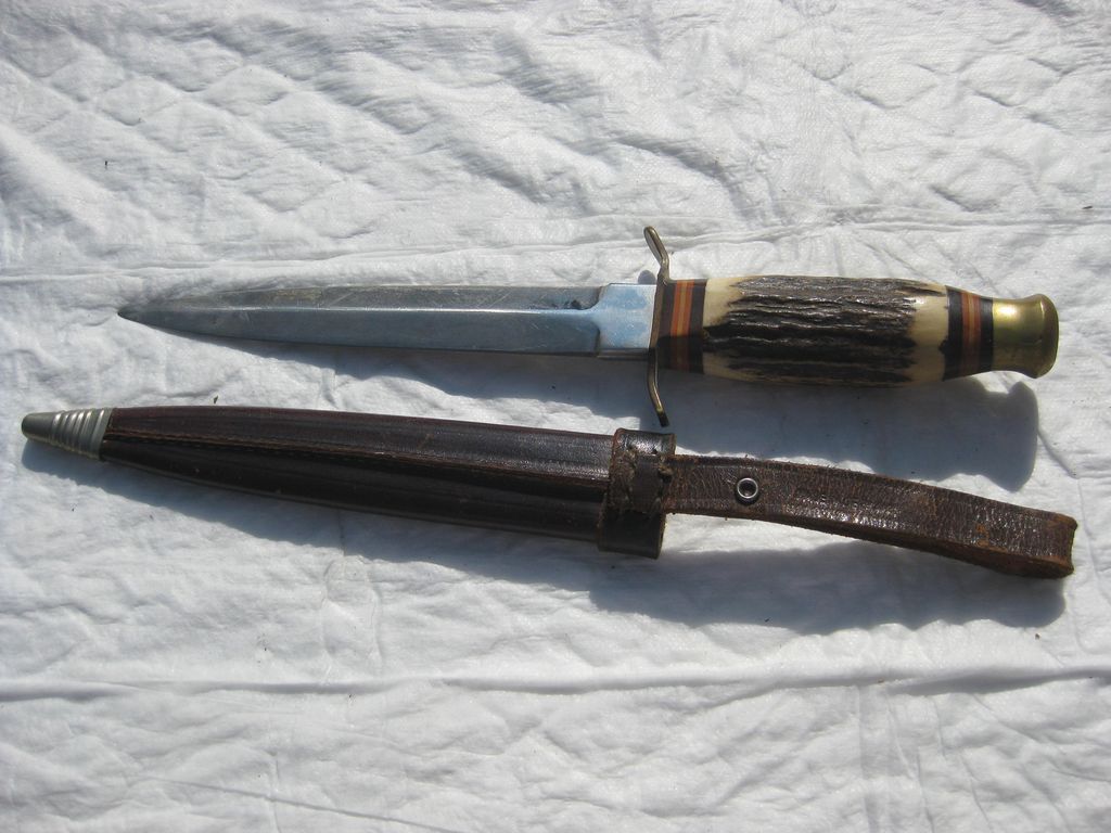 Blankwaffen Herbertz Solingen Hirschhorngriff Dolch Haumesser Kampfmesser Nahkampfdolch Degen Kampfmesser Wurfmesser Jagdmesser Sammelmesser Sammlermesser Sammlerstück Bowie unbekannt