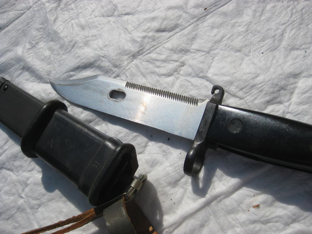 Blankwaffen russisches Russland Kalaschnikow Bajonett Bayonett Dolch Haumesser Kampfmesser Nahkampfdolch Degen Kampfmesser Wurfmesser Jagdmesser Sammelmesser Sammlermesser Sammlerstück Bowie unbekannt