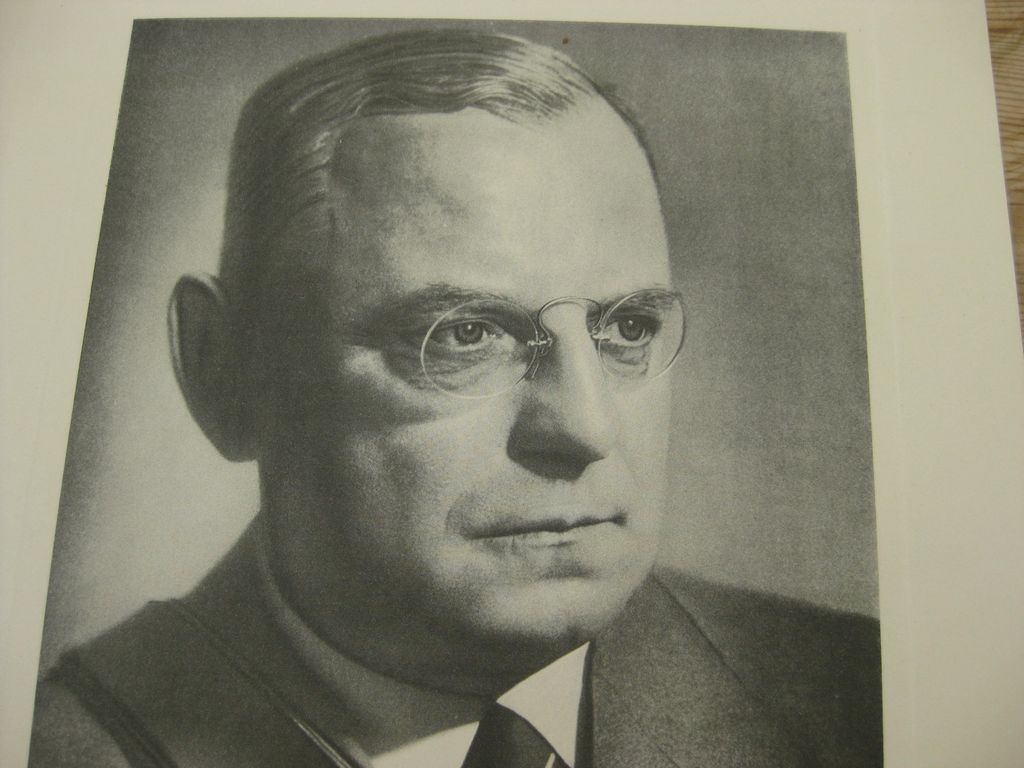 Foto Druck Franz Seldte in Uniform Stahlhelmbund Bund der Frontsoldaten Wehrsportkreuz  Hausorden von Hohenzollern Komturkreuz 3.Reich Partei