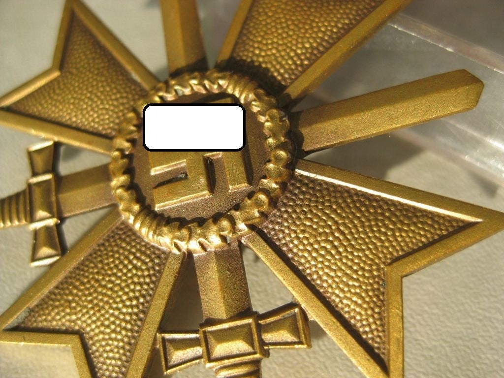 Kriegsverdienstkreuz 2.Klasse mit Schwertern KVK2/39 Hersteller: Emil Herrmann &amp; Co. Gablonz / Neiße Orden Wehrmacht 1939