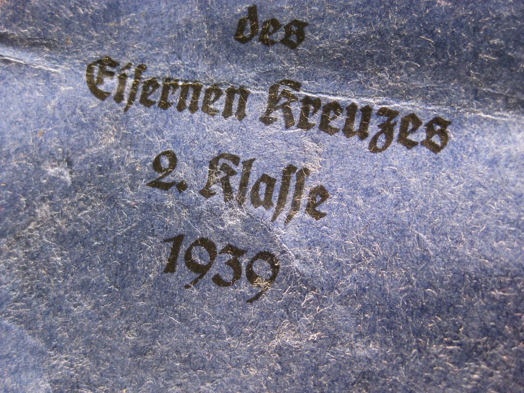 ORIGINAL Tüte Verleihungstüte zum BAND des Eisernen Kreuzes Eisernes Kreuz 2.Klasse 1939 (EK2/39) Hersteller: Carl Knoblauch Seidenfabrik