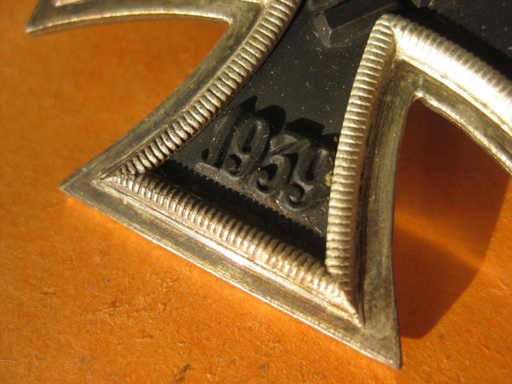 Eisernes Kreuz 2.Klasse 1939 (EK2/39) im Etui "LDO" Verleihungsschachtel Hersteller L/13 EXTREM SELTENES stempelgleiches SET