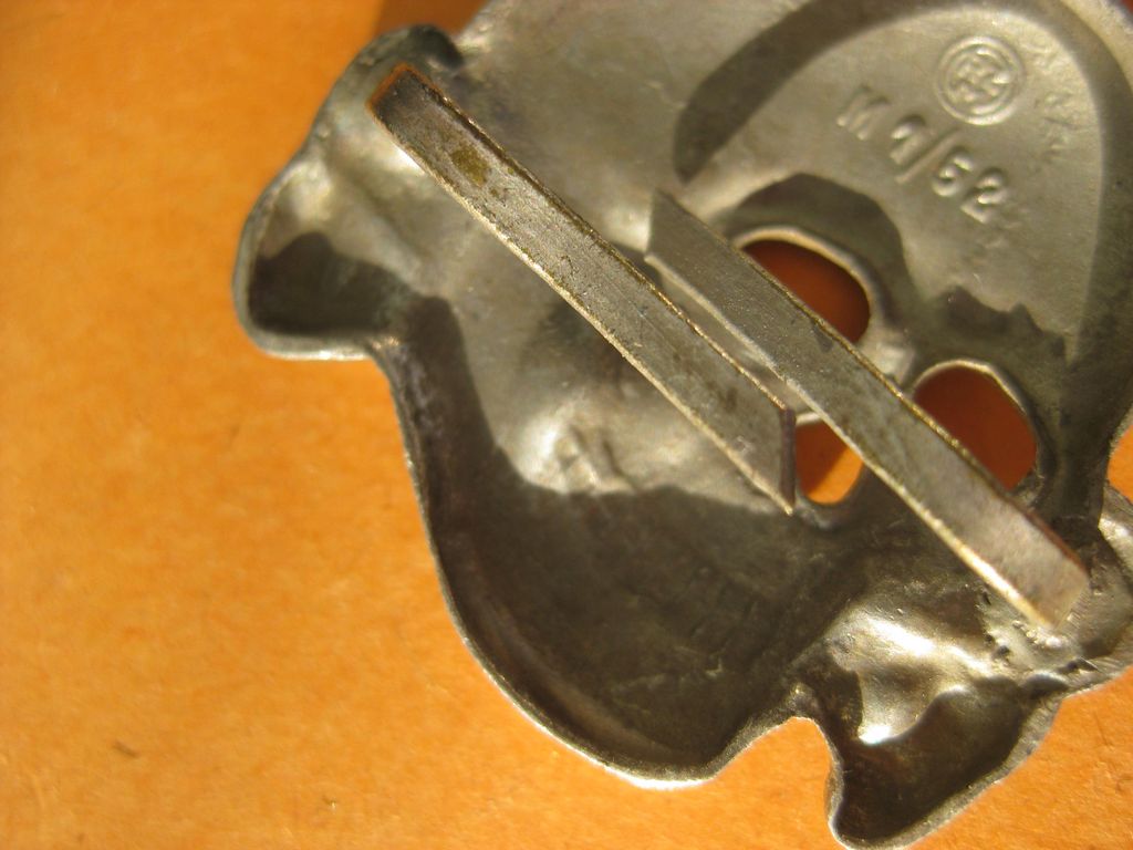 SS - Totenkopf für die Schirmmütze für Führer der Waffen-SS getragene Effekten der Schutzstaffel 1000% alt und ORIGINAL Waffen-SS Martin Harnack