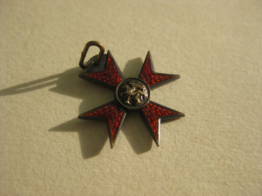Miniatur Kreuz Mecklenburg - Schwerin Ritterkreuz Greifenorden Orden Kaiserreich Miniaturkettchen Miniaturkette Frackkette