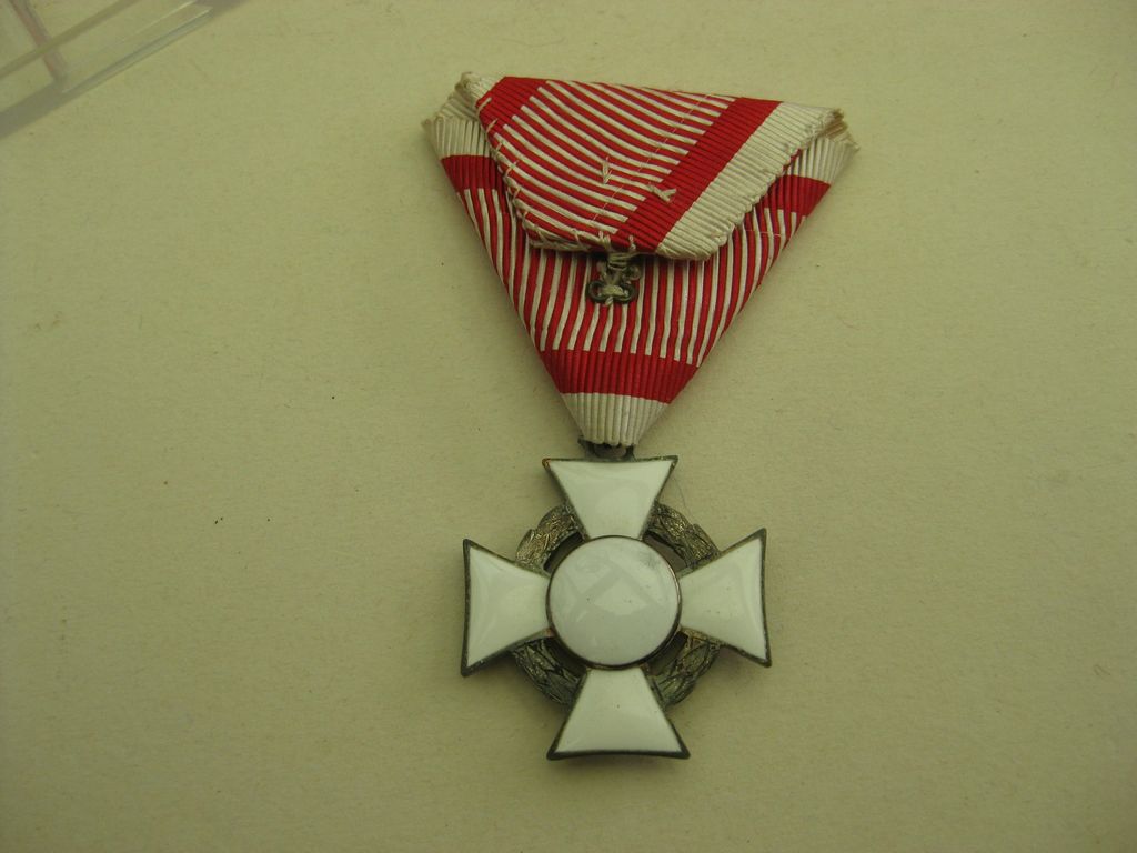 Österreich 1914 Militärverdienstkreuz 3.Klasse in Silber am Dreiecksband
