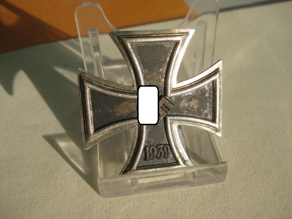 Eisernes Kreuz 1.Klasse 1939 (EK1/39) Hersteller: "L/52 Orden Wehrmacht