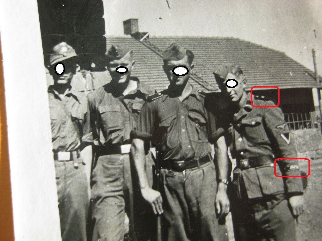 Allgemeine-SS Waffen-SS Privatfoto / Uniformfoto Leibstandarte Adolf Hitler LSAH