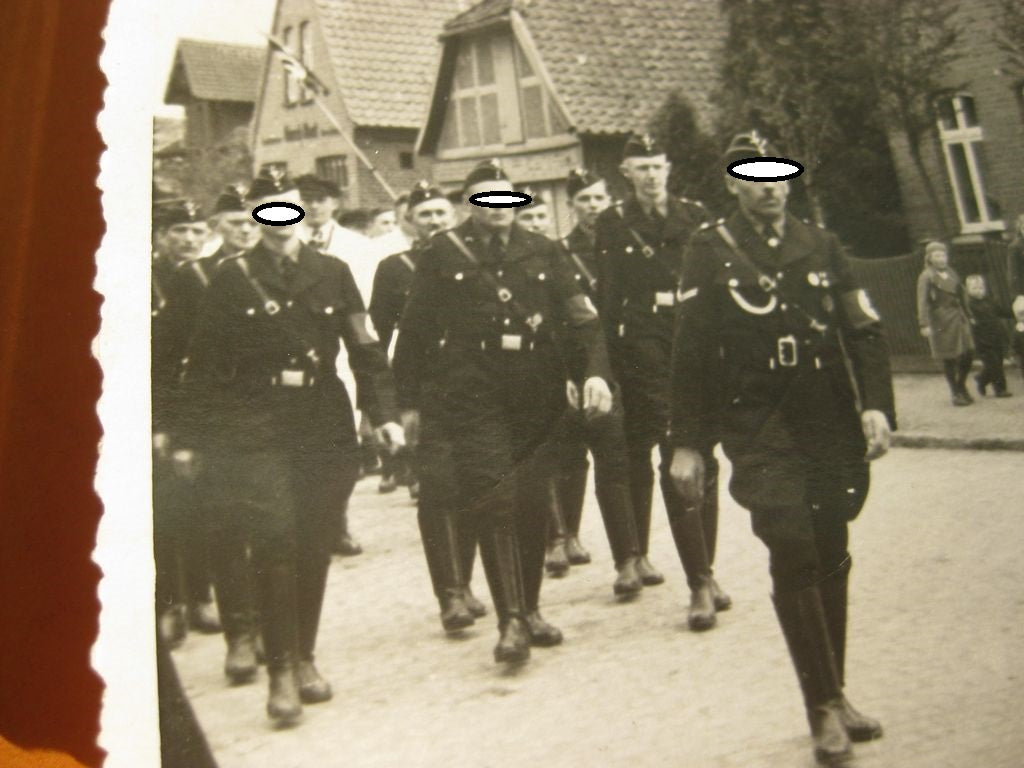 Allgemeine-SS Waffen-SS Privatfoto / Uniformfoto