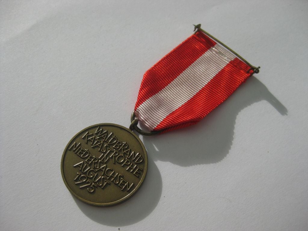 Orden Niedersachsen Medaille für Waldbrandkatastrophe 1975 Bundeswehr