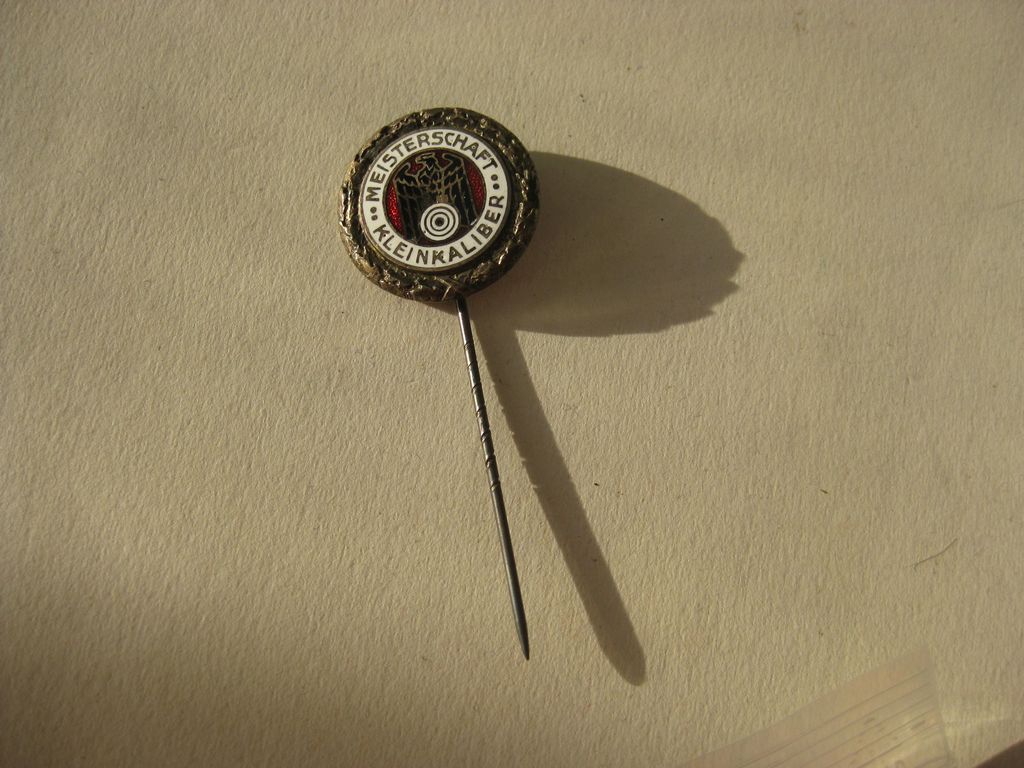 Abzeichen Mitgliedsabzeichen Meisterschaftsabzeichen Deutscher Schützenbund (DSB) Kreismeister ca:1936