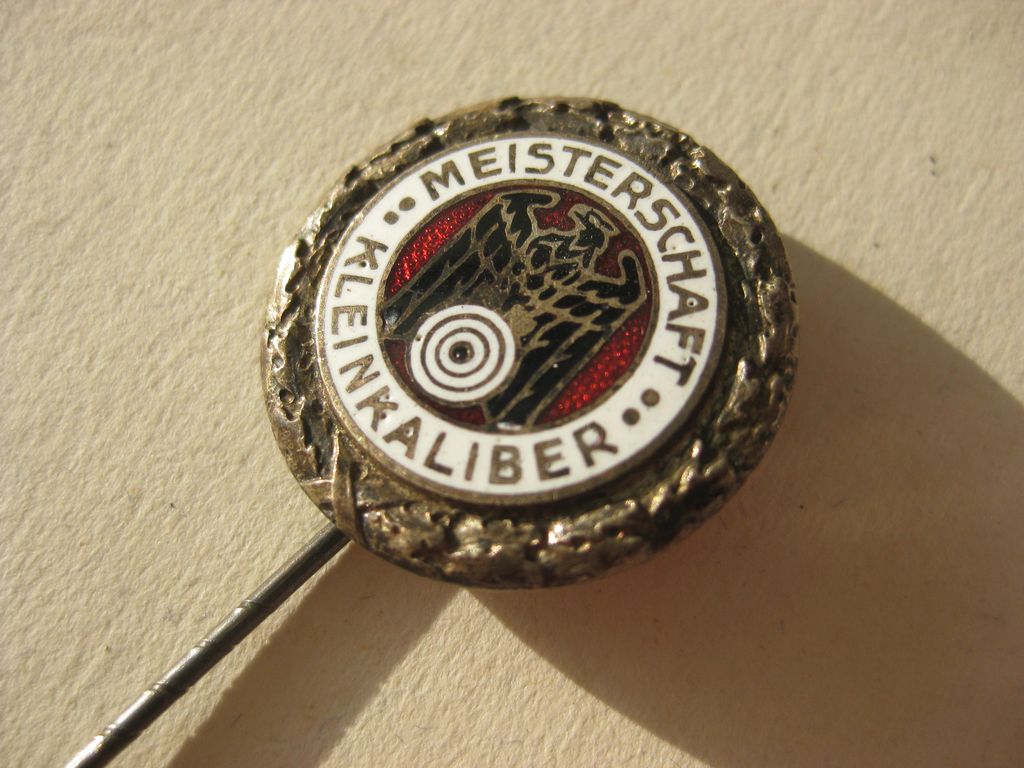 Abzeichen Mitgliedsabzeichen Meisterschaftsabzeichen Deutscher Schützenbund (DSB) Kreismeister ca:1936