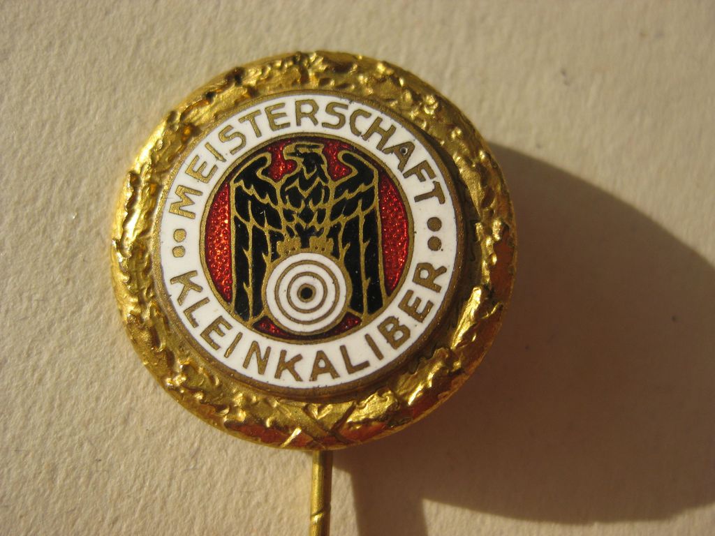 Abzeichen Mitgliedsabzeichen Meisterschaftsabzeichen Deutscher Schützenbund (DSB) Kreismeister ca:1936 MINT CONDITION